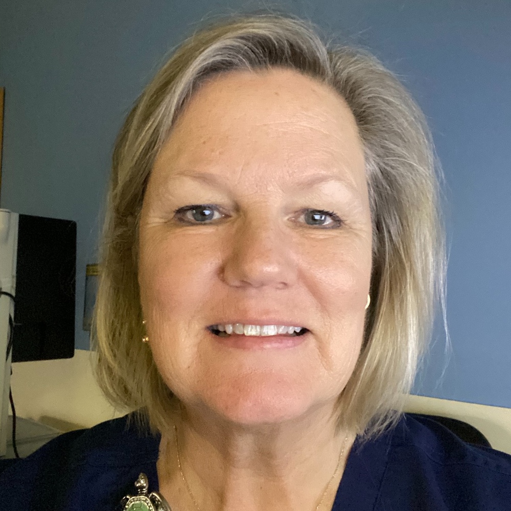 Meet your Posher, Kelly